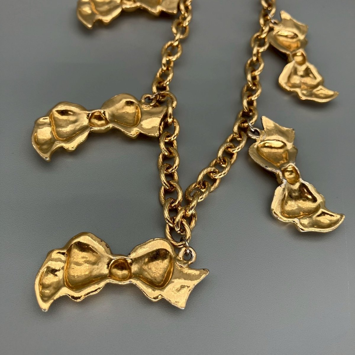 専用❣️シャネル❣️2024新作 ネックレス❣️リボン CHANEL リボン ネックレス 25S CCロゴが引き立つ♡CHANEL クリアリボン