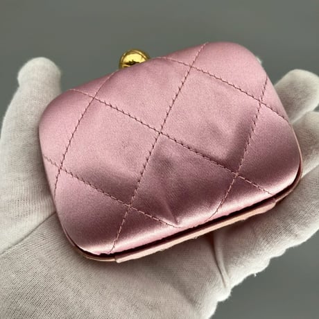 CHANEL (シャネル) ヴィンテージ サテン マトラッセ ピンク ミニポーチ ハンドバッグ