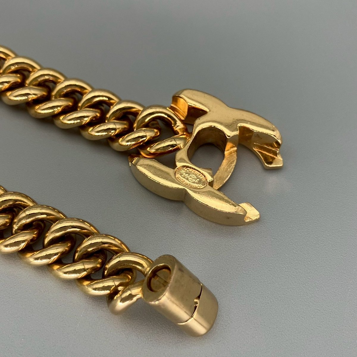 ♡ Kuu ♡CHANELヴィンテージ　ターンロック　ブローチ・ゴールド 楽天市場】シャネル ヴィンテージ ターンロック ココマーク