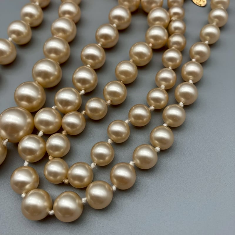 CHANEL ヴィンテージ ロングネックレス コットンパール 中古・古着通販】CHANEL (シャネル) ヴィンテージロングネックレス