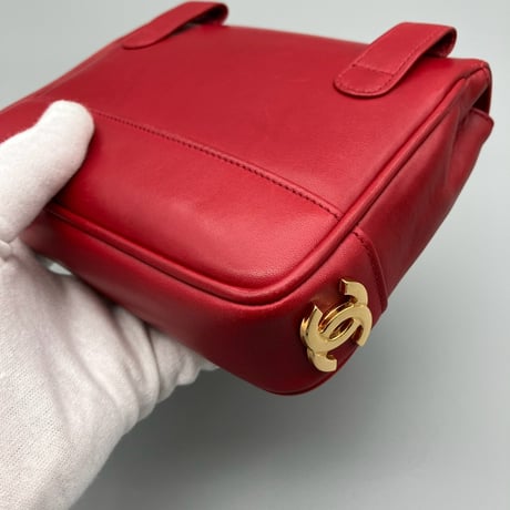 CHANEL (シャネル) ヴィンテージ ラムスキン トリプルココマーク ターンロック レッド ウエストバッグ