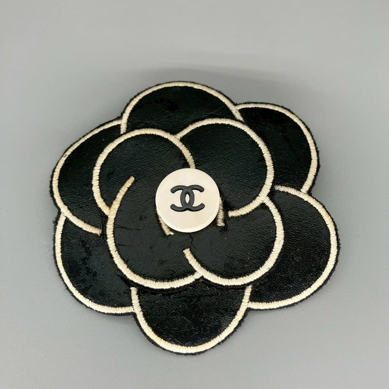 美品❤︎CHANEL❤︎カメリア ブローチ ココマーク ヴィンテージ CHANEL (シャネル) ヴィンテージ ココマーク カメリア ブローチ