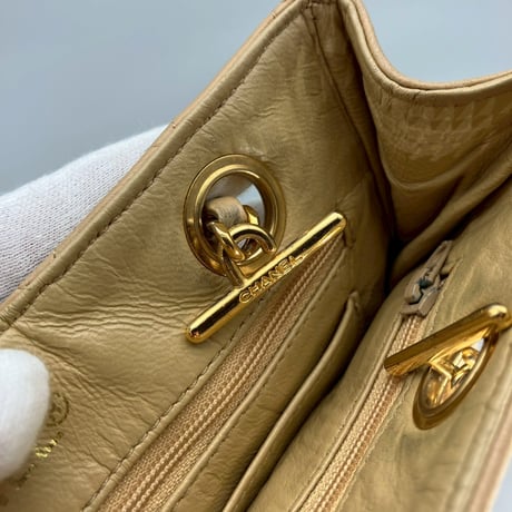 CHANEL (シャネル) ヴィンテージ マトラッセ ココマーク プッシュロック ベージュ ミニショルダーバッグ