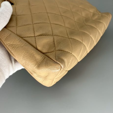 CHANEL (シャネル) ヴィンテージ マトラッセ ココマーク プッシュロック ベージュ ミニショルダーバッグ