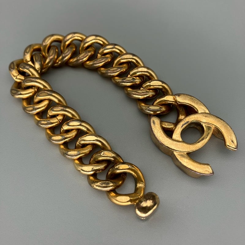 シャネル　ターンロック　ビッグ　ココマーク　ヴィンデージ　ブレスレット CHANEL (シャネル) ヴィンテージ ターンロック ココマーク シルバー