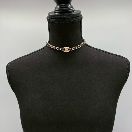 CHANEL (シャネル) ヴィンテージ ココマーク ターンロック レザー ネックレス チョーカー