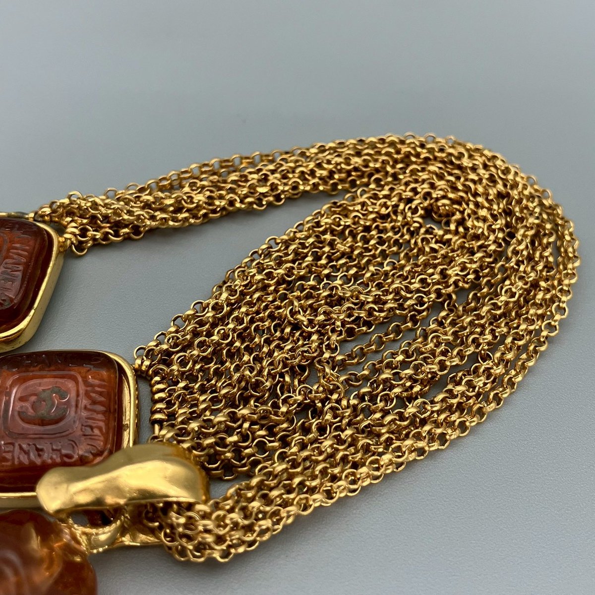 CHANEL (シャネル) ヴィンテージ グリポア カラーストーン ココマーク