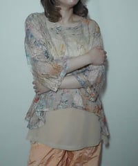 gradation lace design tops