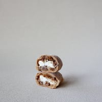 無花果とクリームチーズの全粒パン　１個