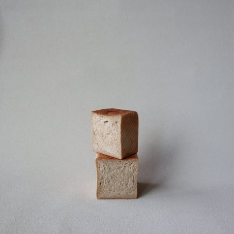 全粒食パン　１本