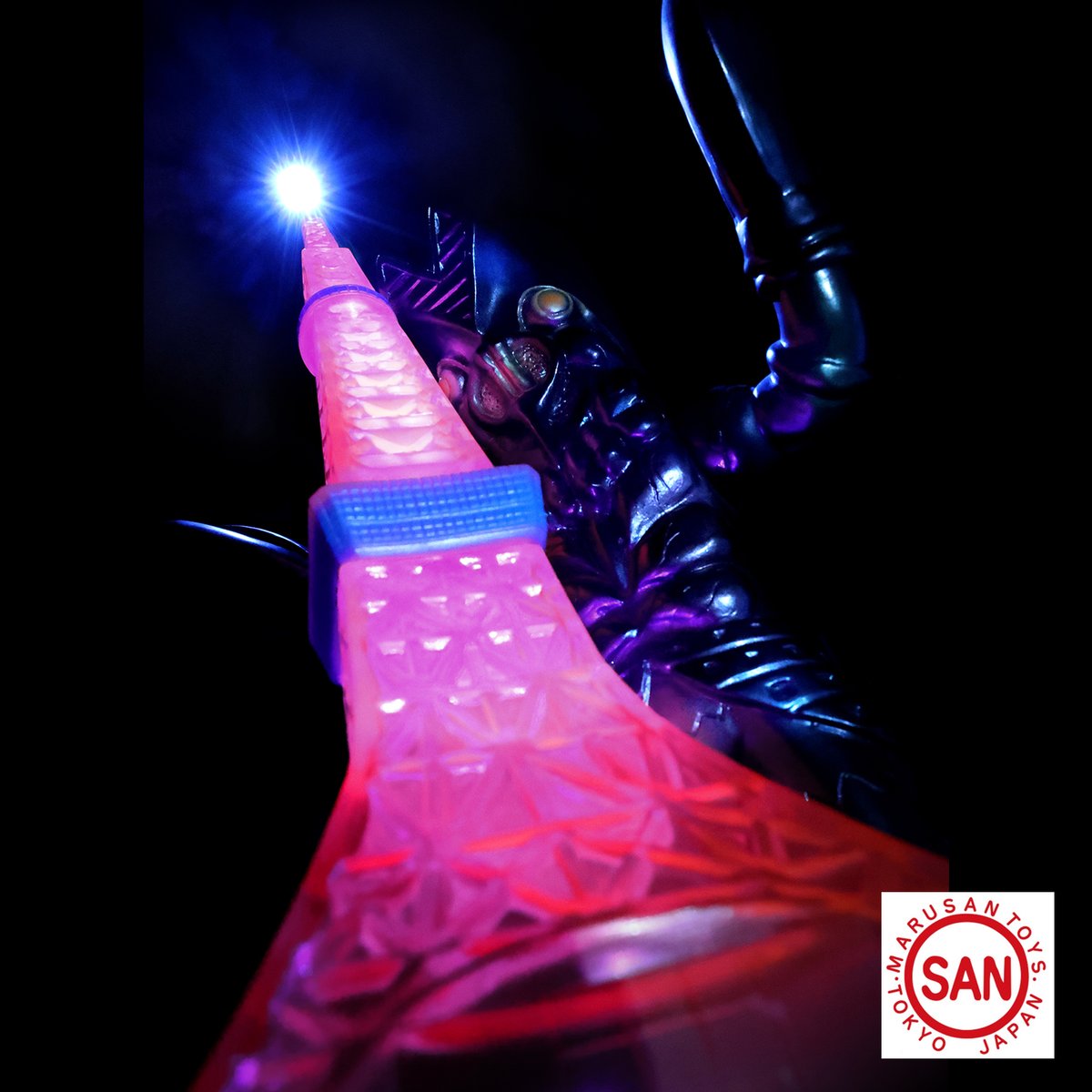 マルサン 鉄塔（21ｃｍ) ソフビ と ガスタンク 小（9ｃｍ） 怪獣ソフビのディスプレイをステキにするマルサン製「ジオラマセット