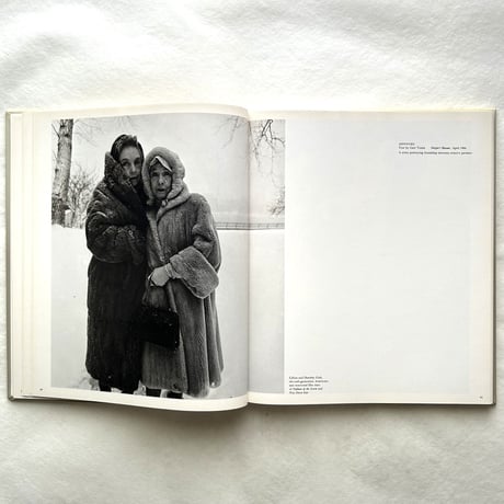 Diane Arbus  Magazine Work / Diane Arbus(写真・文)、Doon Arbus、Marvin Israel (編)