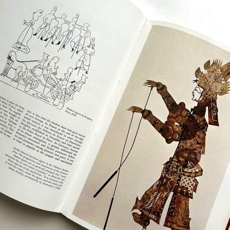 The World of Puppets / Rene Simmen