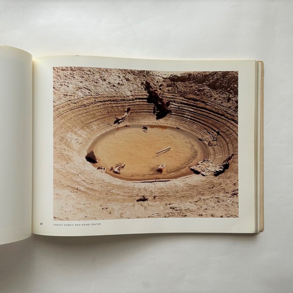 Bravo 20 / Richard Misrach | 本まるさんかくしかく