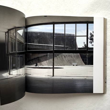 Oscar Niemeyer in Algiers The Unknown / Sebastian Redecke、Matthias Flugge