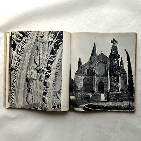 Sculpteurs de la SAINTONDE ROMANE サントンジュ・ロマンの彫刻たち。