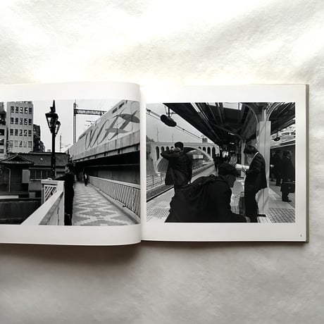 路地を抜けると 神田 / 松村明