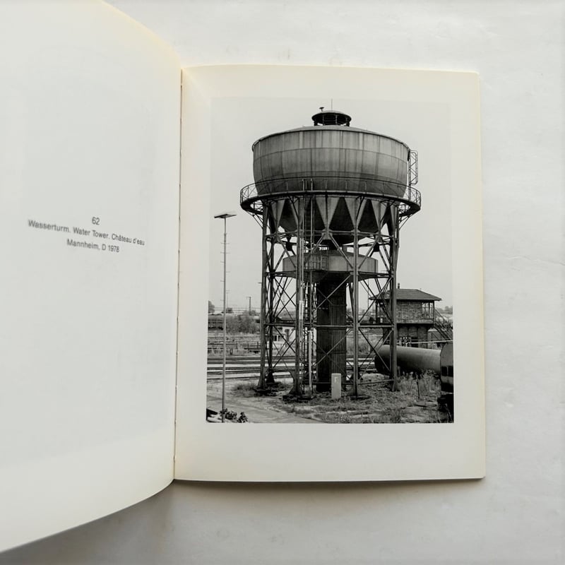 Bernd and Hilla Becher: Grundformen | 本まるさんかくしかく Bernd and Hilla Becher: Grundformen | 本まるさんかくしかく