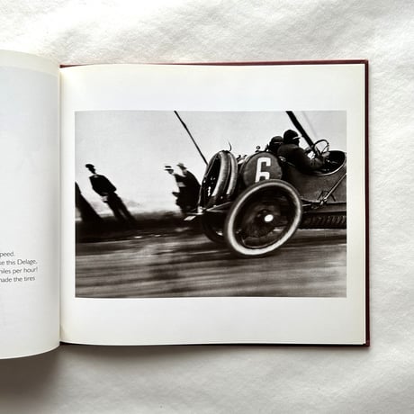Boy with a camera  the story of Jacques-Henri Lartigue / John Cech