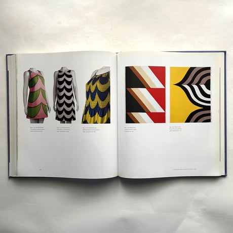 Marimekko　 Fabrics, Fashion, Architecture / Marianne Aav