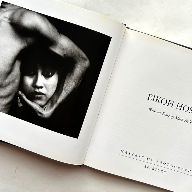 Eikoh Hosoe (Masters of Photography) / Mark Hol