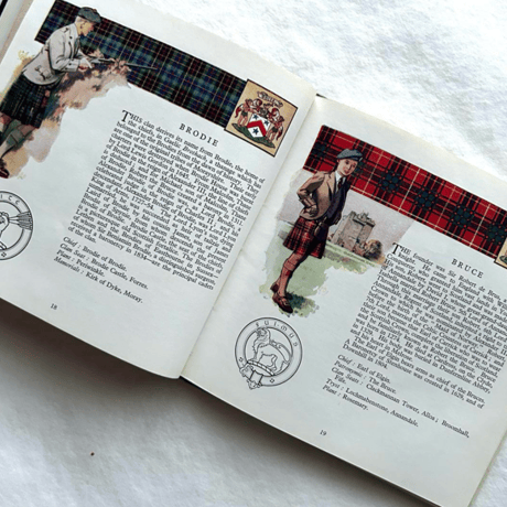 The Scottish Tartans   / Sir Thomas Innes or Learney
