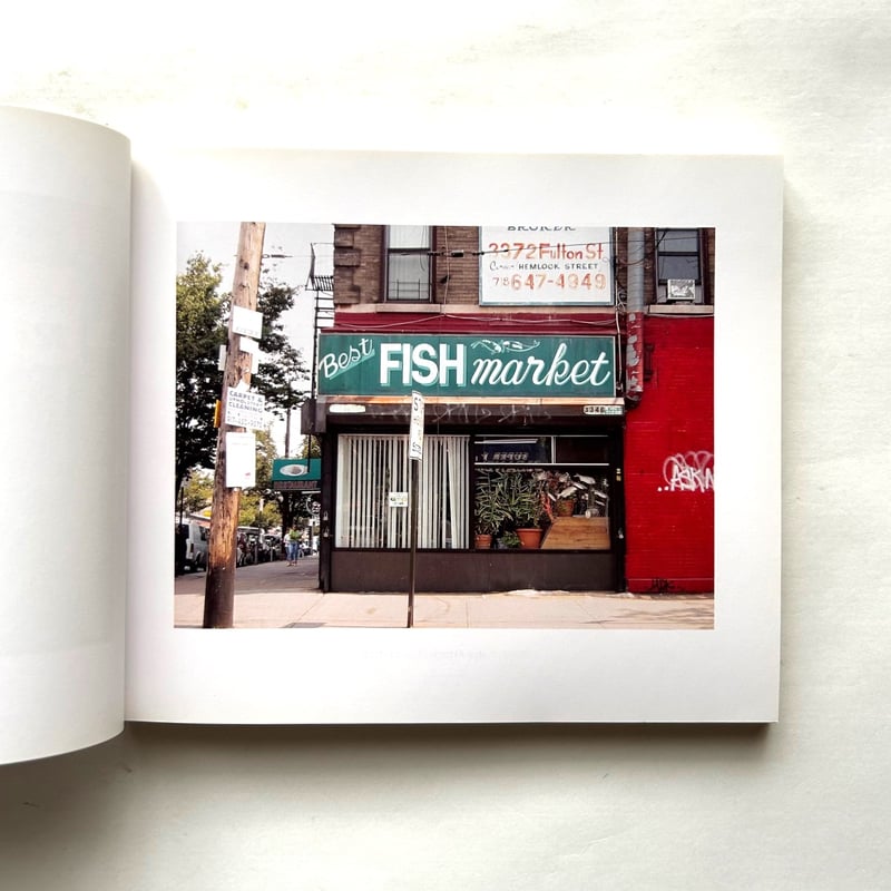 Brooklyn Storefronts / Paul Lacy | 本まるさんかくしかく