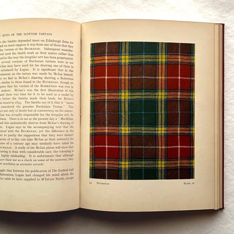 The Setts of The Scottish Tartans / Donald Calder Stewart / Oliver and Boyd