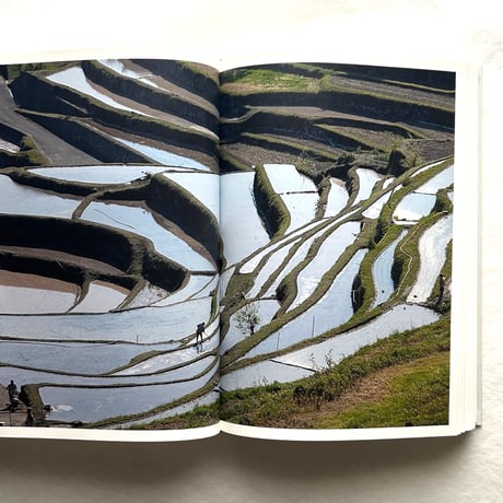 Insular Insight　Where Art and Architecture Conspire with Nature / Lars Mueller