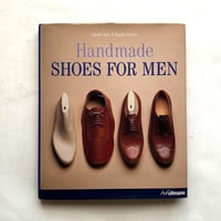 Handmade Shoes for Men / László Vass , Magda Mólnar
