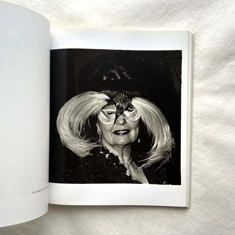 Diane Arbus   An Aperture Monograph / Doon Arbus 文、Marvin Israel 編