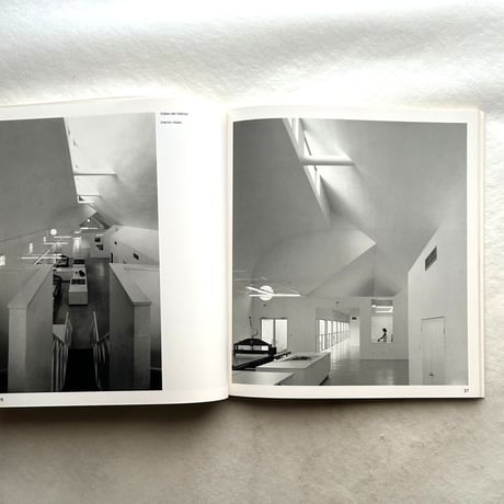 Carlos Jimenez / Carlos Jimenez, Aldo Rossi, Kurt W. Forster