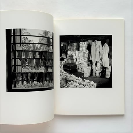 The Home and the World / Dayanita Singh , Raghubir Singh