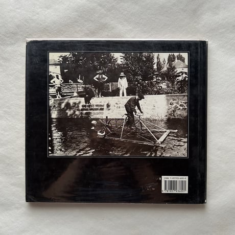 Boy with a camera  the story of Jacques-Henri Lartigue / John Cech