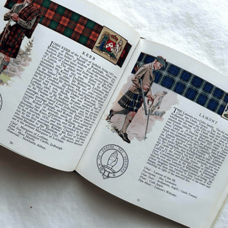 The Scottish Tartans   / Sir Thomas Innes or Learney