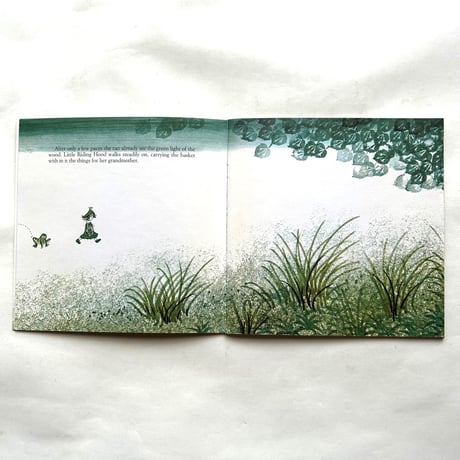 Little Green Riding Hood  / Bruno Munari