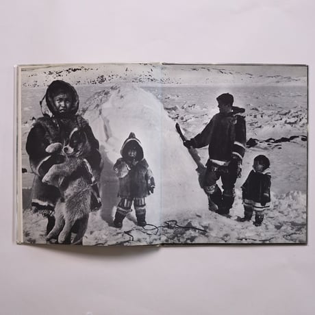 Achouna, le Petit Esqimau / Dominique Darbois　古書