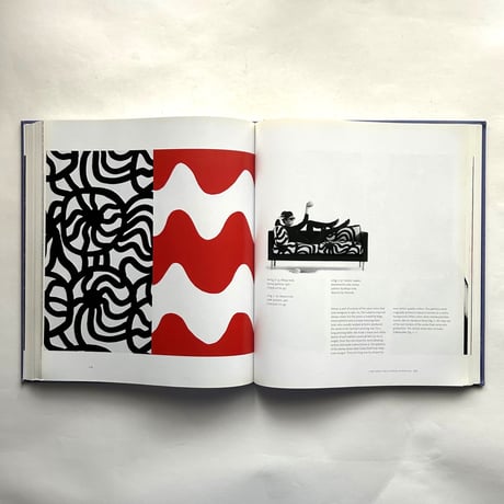 Marimekko　 Fabrics, Fashion, Architecture / Marianne Aav