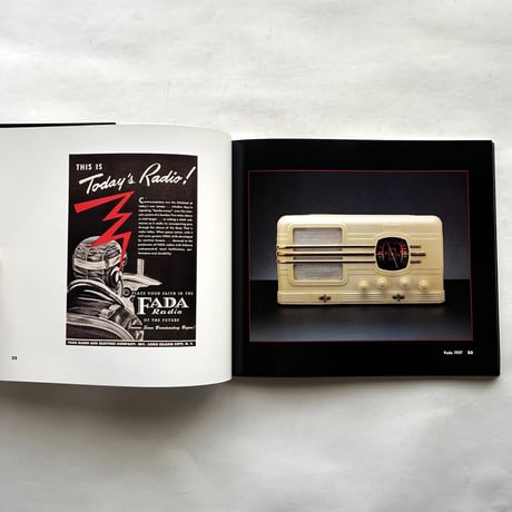 Radios Redux   Listening in Style / Philip Collins