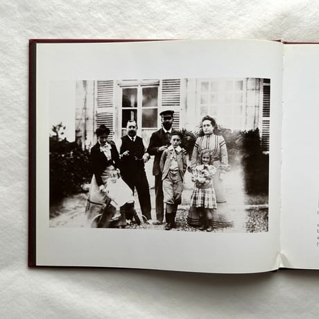 Boy with a camera  the story of Jacques-Henri Lartigue / John Cech