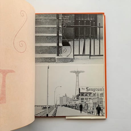 Alphabet World / Barry Miller　古書