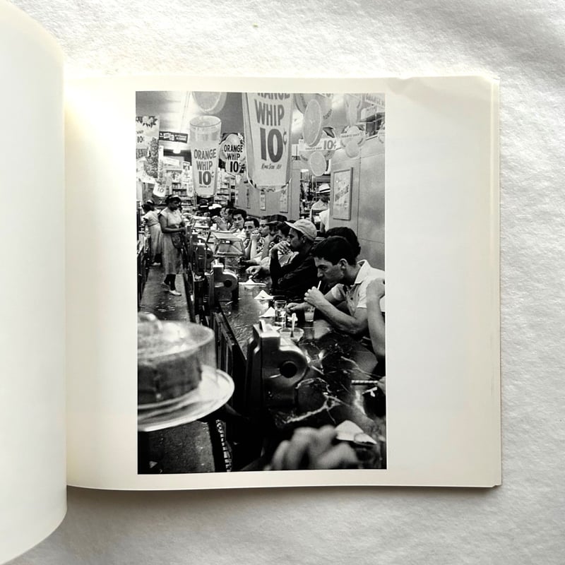 THE AMERICANS ロバート・フランク（宝島社） Amazon | Robert Frank: The Americans: Trade Edition | FRANK