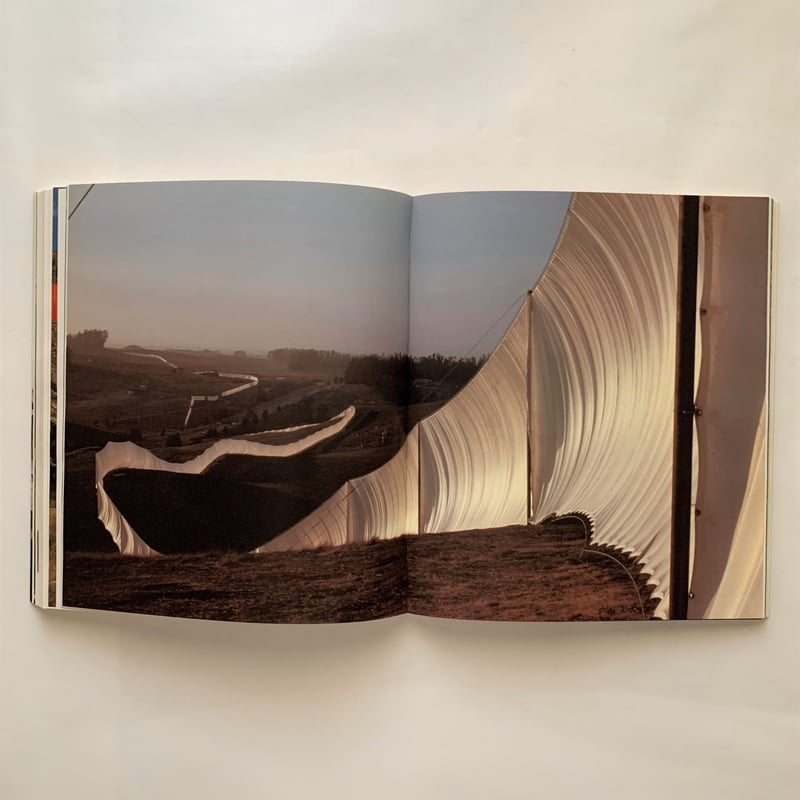 クリストとジャンヌ＝クロード | 本まるさんかくしかく