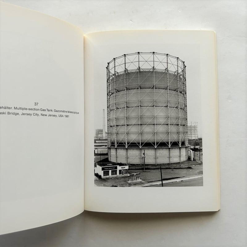 Bernd and Hilla Becher: Grundformen | 本まるさんかくしかく