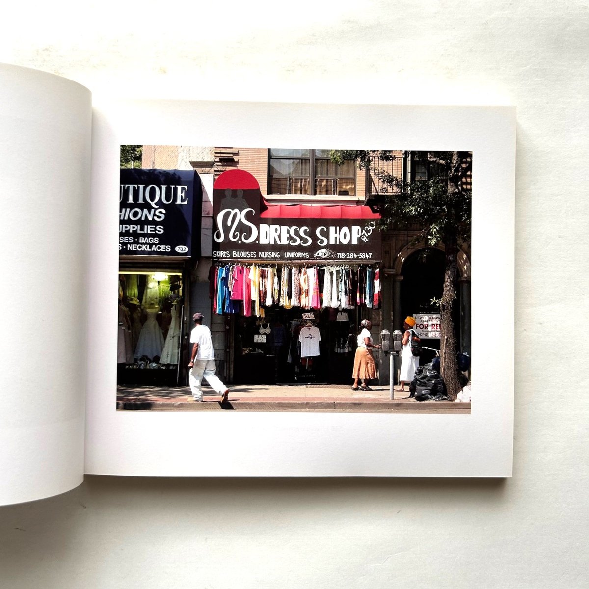 Brooklyn Storefronts / Paul Lacy | 本まるさんかくしかく
