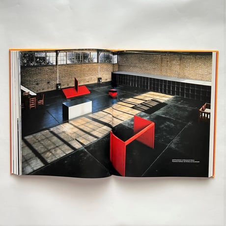 Donald Judd / Nicholas Serota