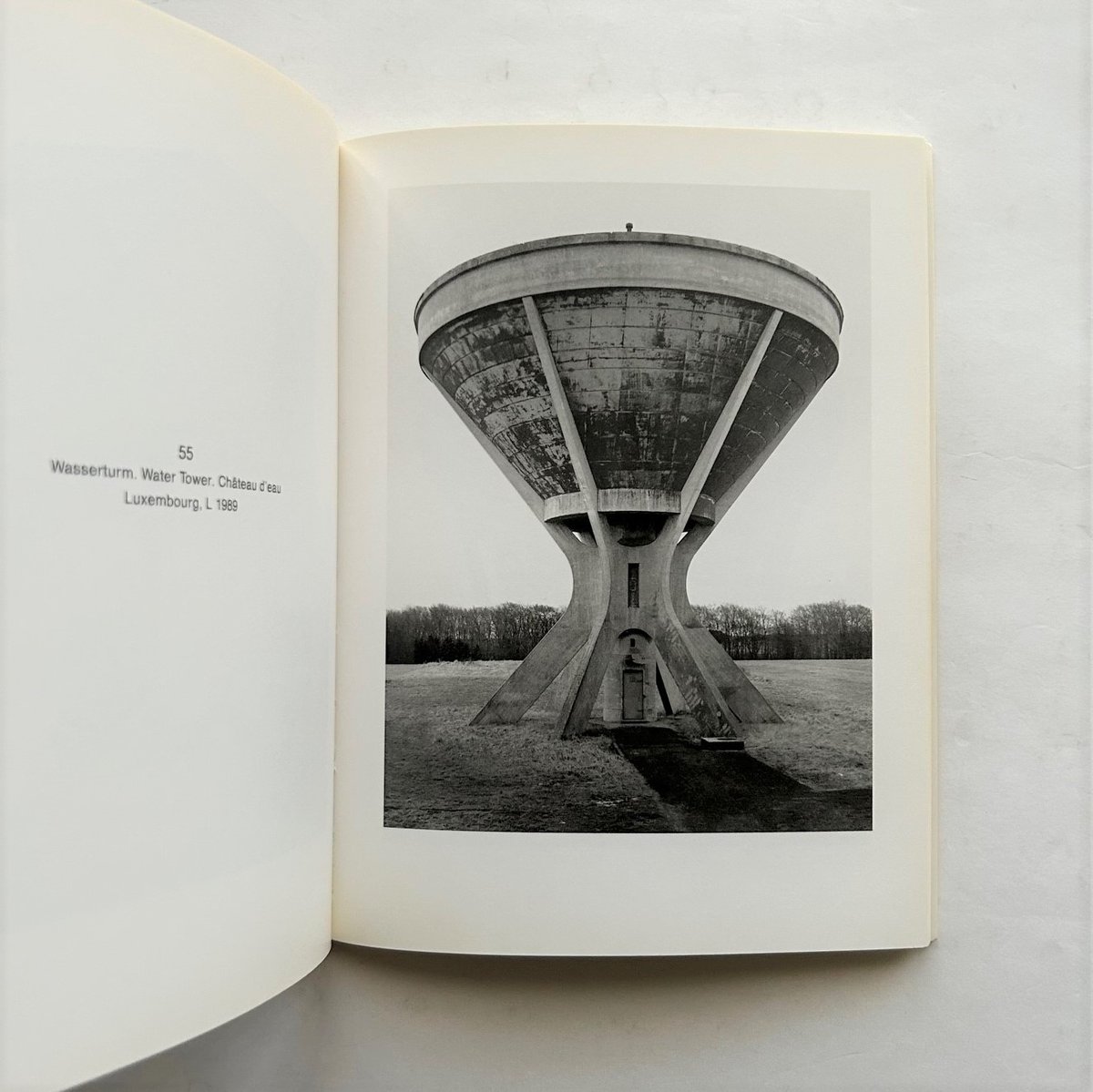 Bernd and Hilla Becher: Grundformen | 本まるさんかくしかく Bernd and Hilla Becher: Grundformen | 本まるさんかくしかく