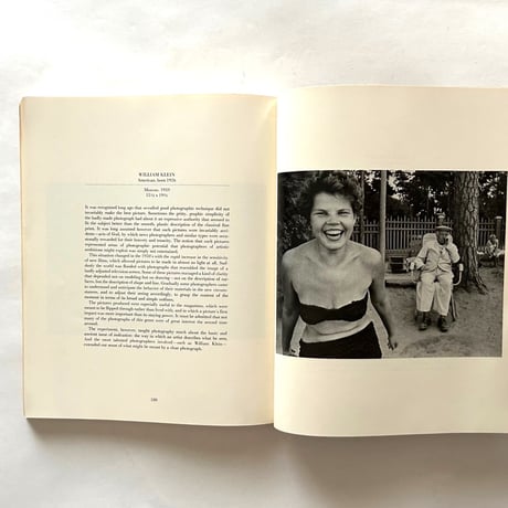 Looking at Photographs　/ The Museum of Modern Art