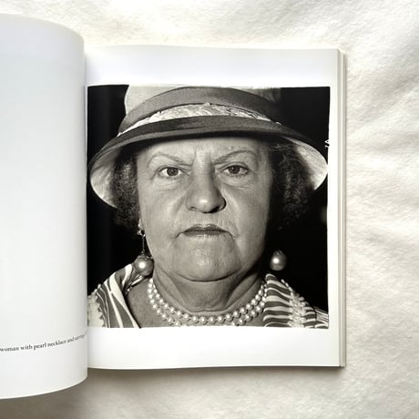 Diane Arbus   An Aperture Monograph / Doon Arbus 文、Marvin Israel 編