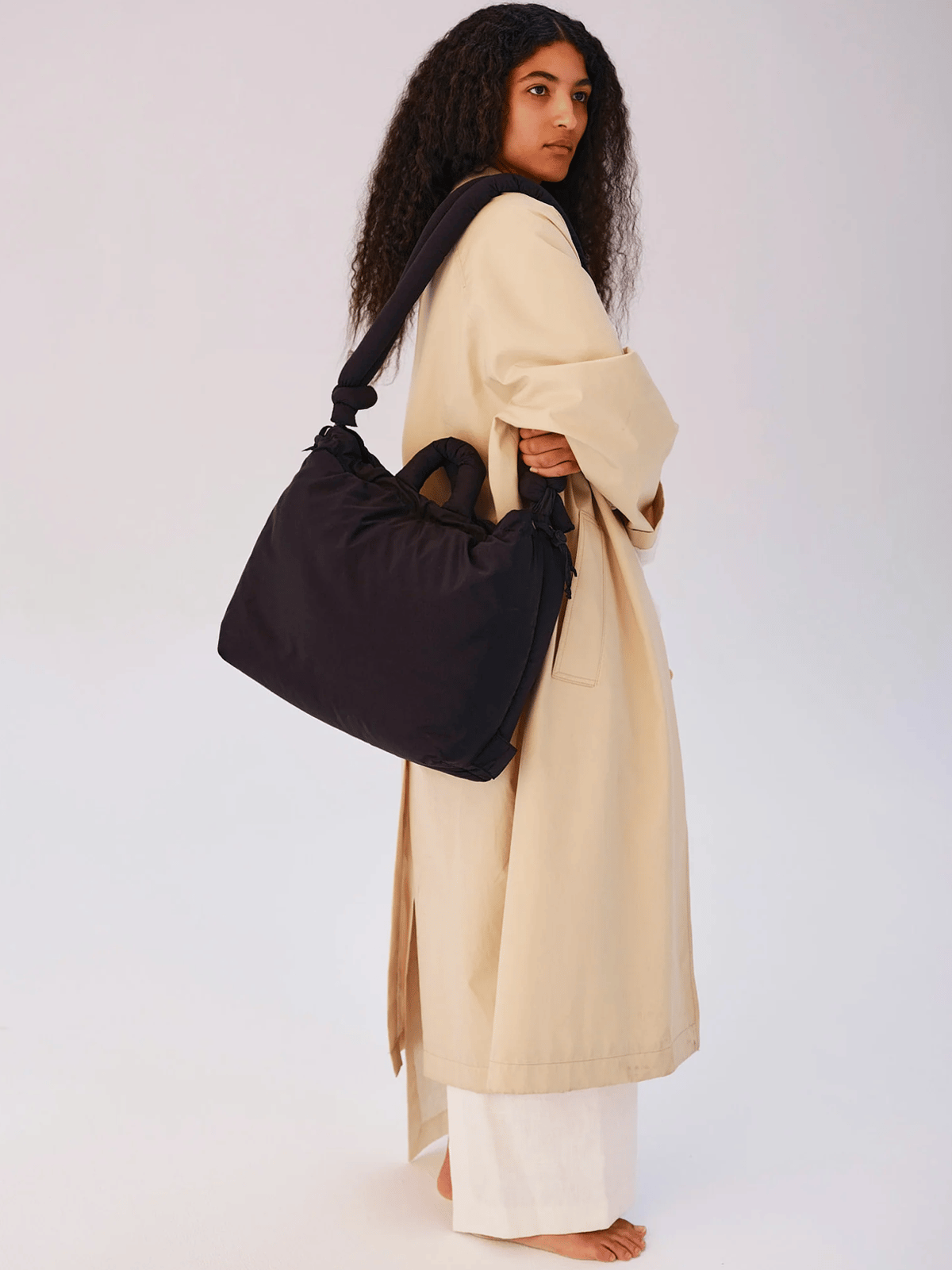 ONA SOFT BAG Black | otto